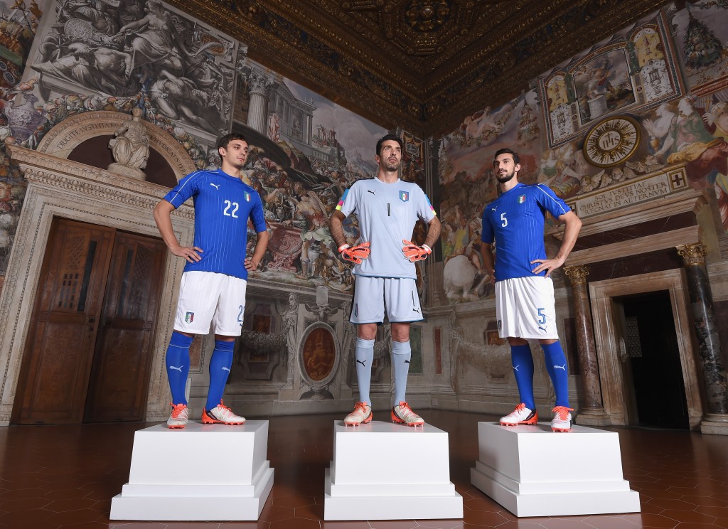 Italy Unveils New Home Kit